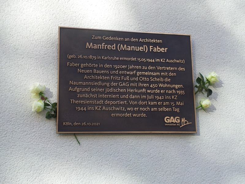 Gedenkplakette für Manfred Faber in der Naumannsiedlung am 26.10.2021, am Tag seines 142. Geburtstags 



































































